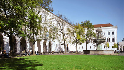 Hauptgebäude der LMU München.